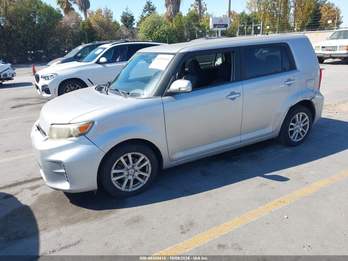 2014 SCION XB — photo 2