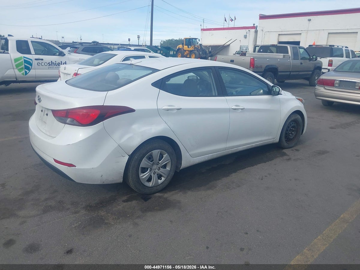 2016 HYUNDAI ELANTRA SE — снимка 4