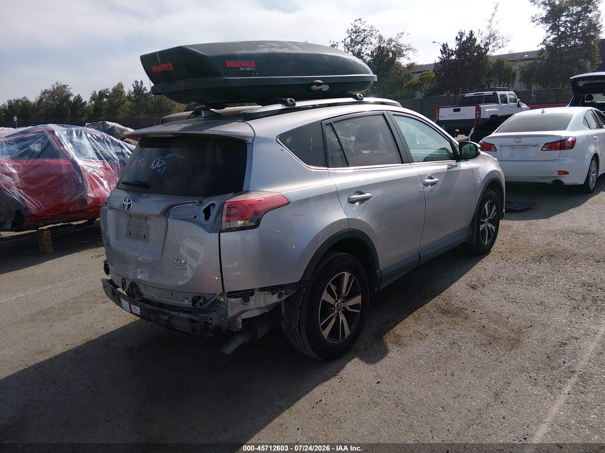 2017 TOYOTA RAV4 XLE — снимка 4