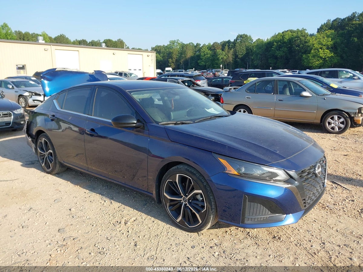 2023 NISSAN ALTIMA SR FWD