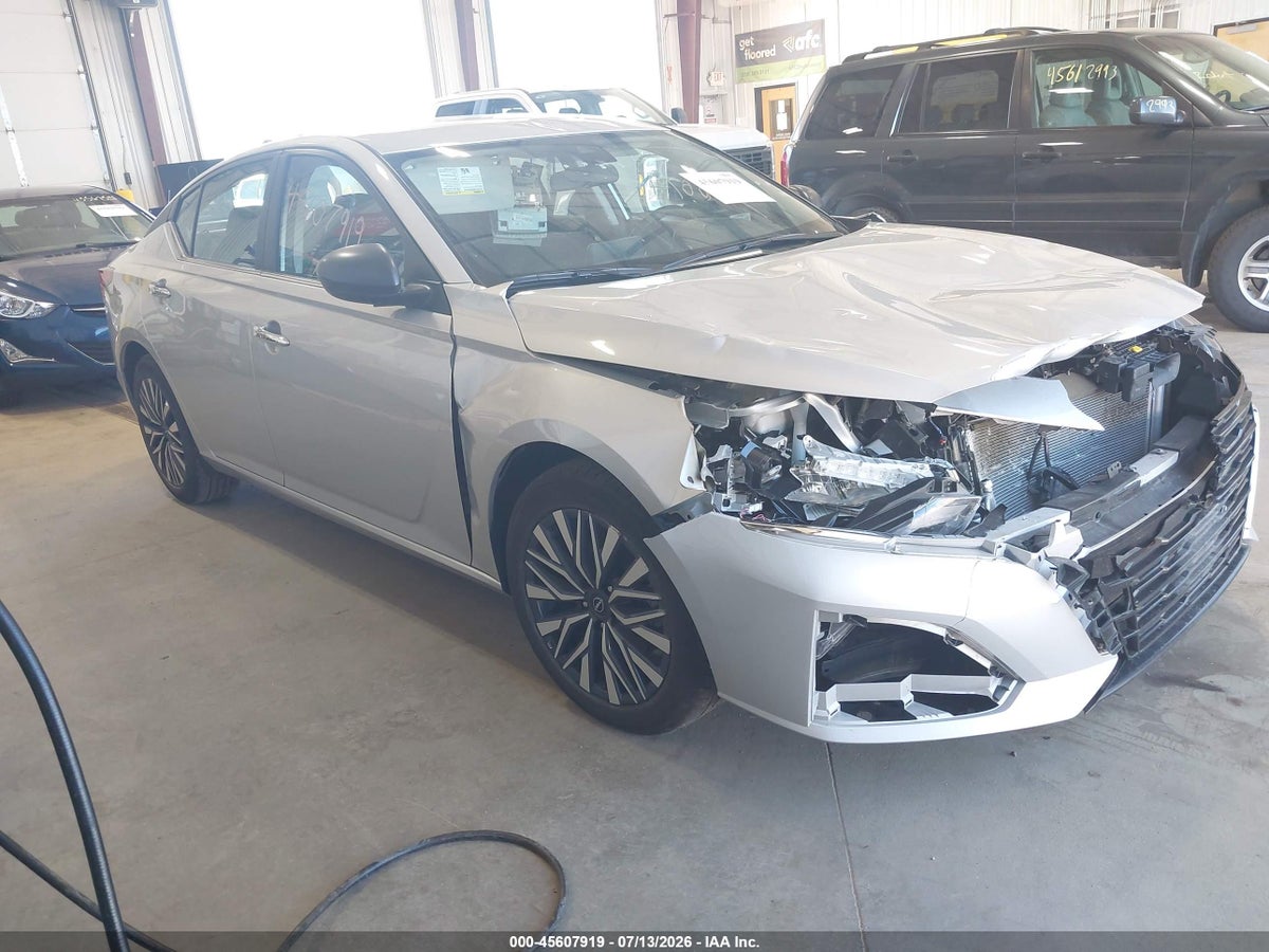 2025 NISSAN ALTIMA SV FWD