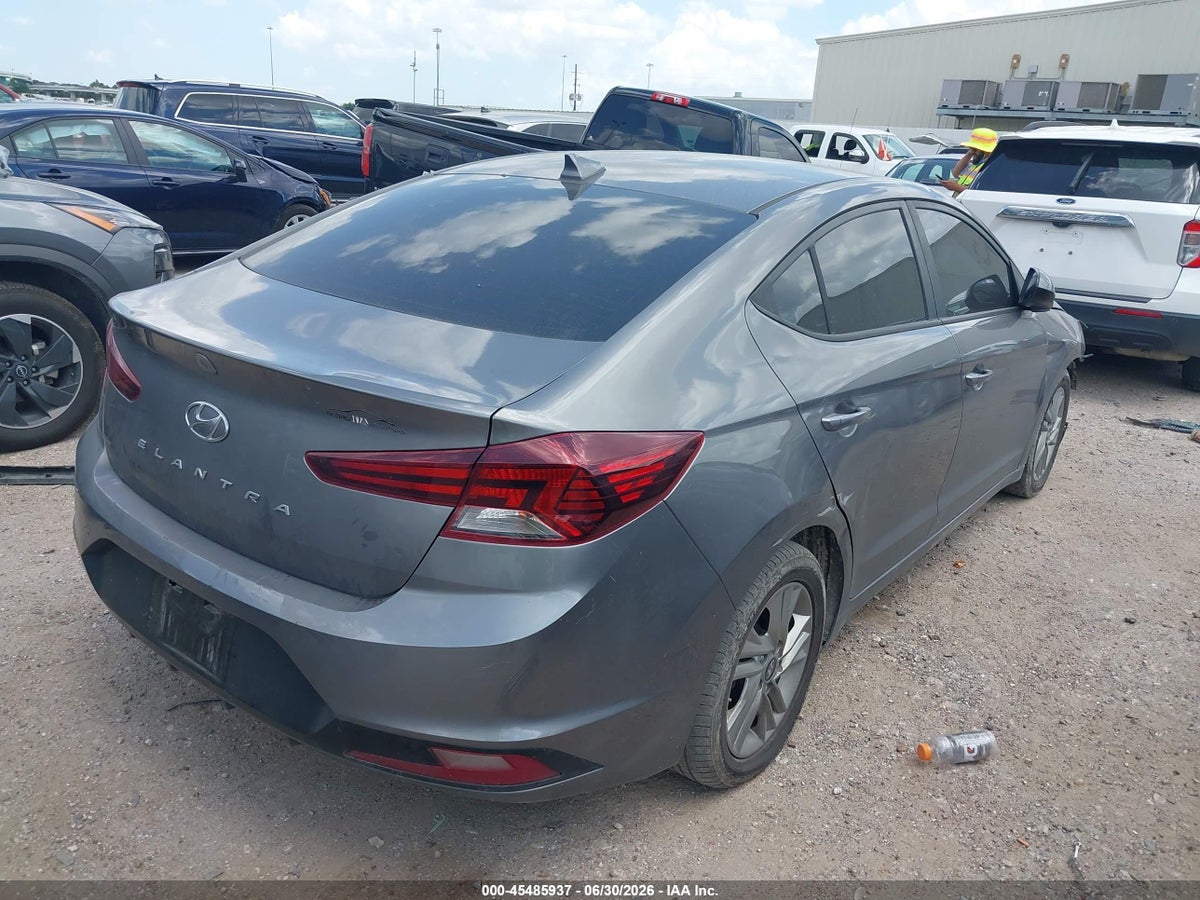 2020 HYUNDAI ELANTRA SEL — снимка 4