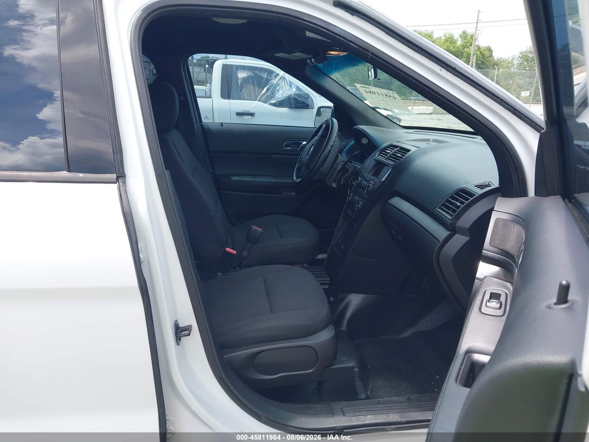 2017 FORD UTILITY POLICE INTERCEPTOR — photo 5