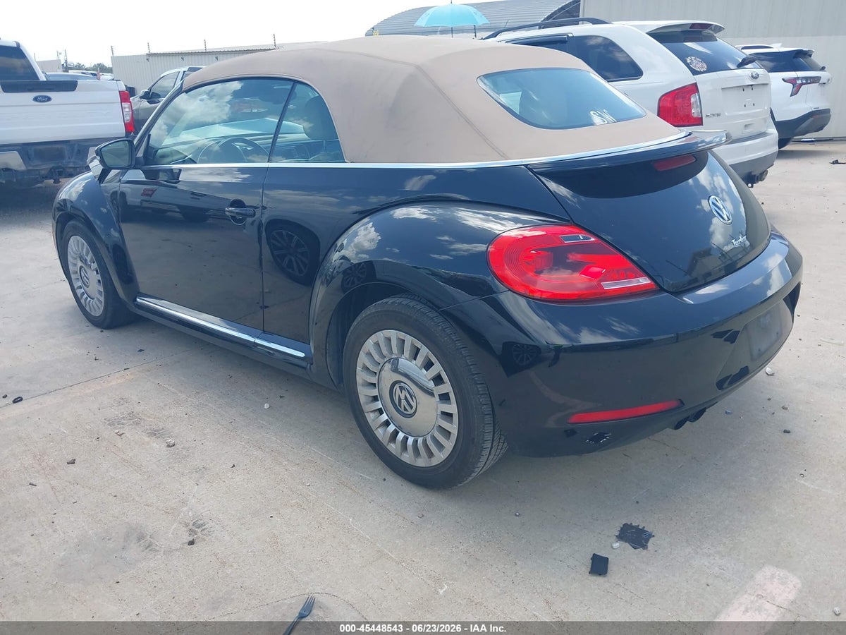 2016 VOLKSWAGEN BEETLE 1.8T S — снимка 3