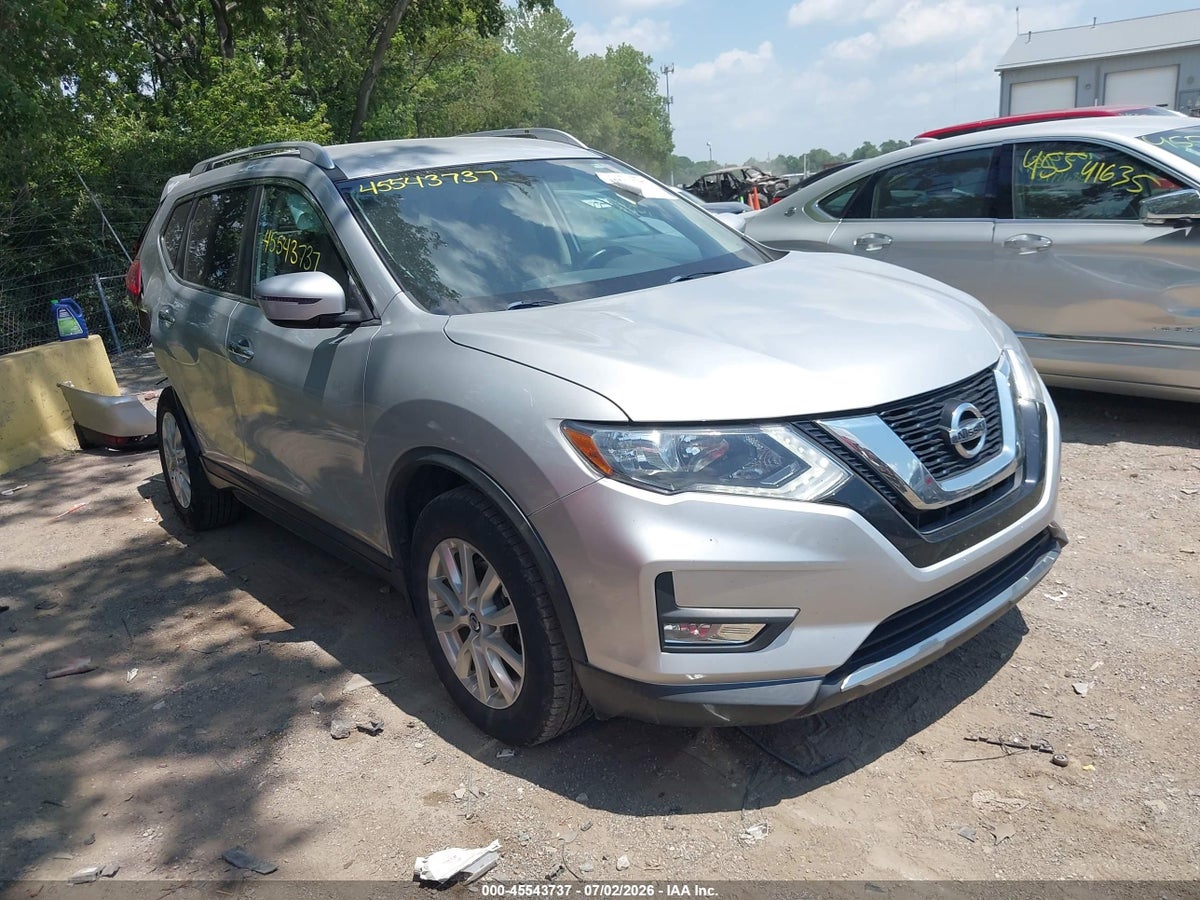 2017 NISSAN ROGUE SV