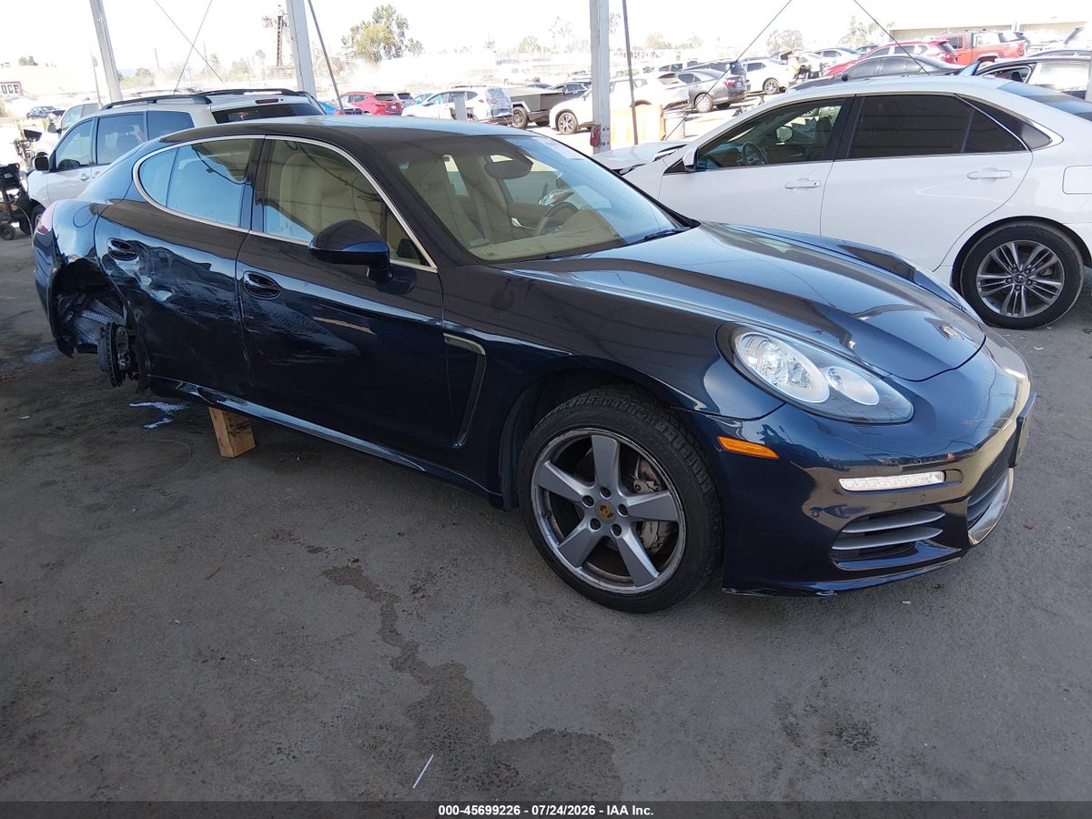 2015 PORSCHE PANAMERA 4S