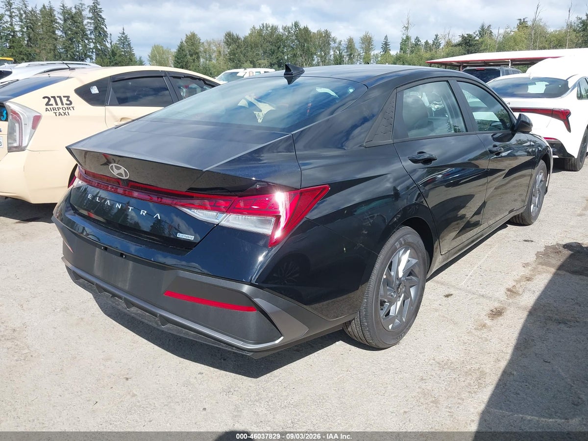 2026 HYUNDAI ELANTRA HYBRID BLUE — снимка 4