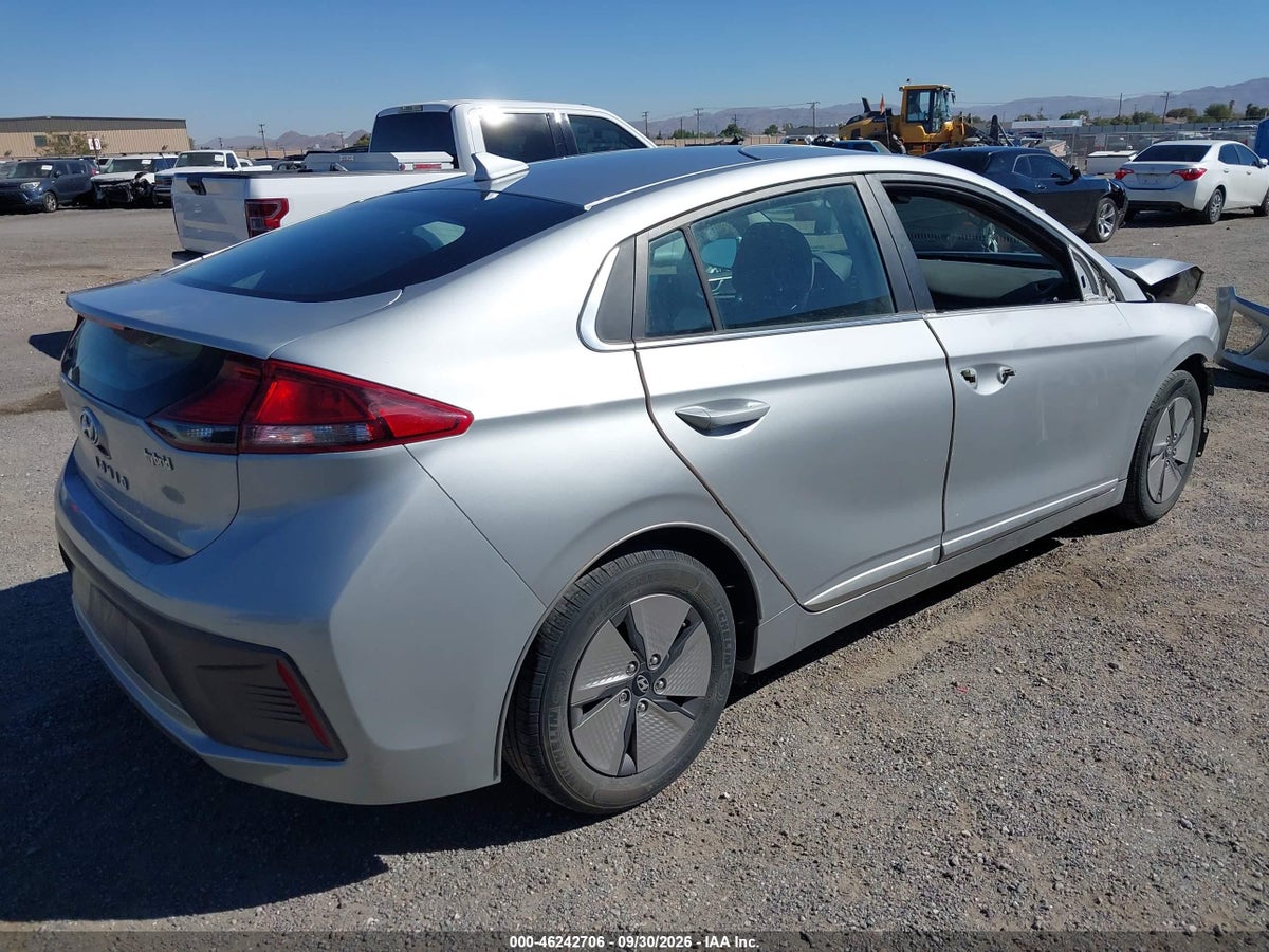 2022 HYUNDAI IONIQ HYBRID SE — снимка 4