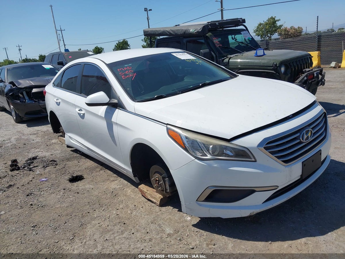 2016 HYUNDAI SONATA SE