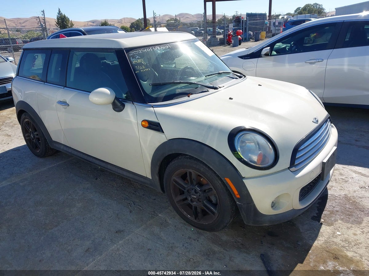 2014 MINI CLUBMAN COOPER