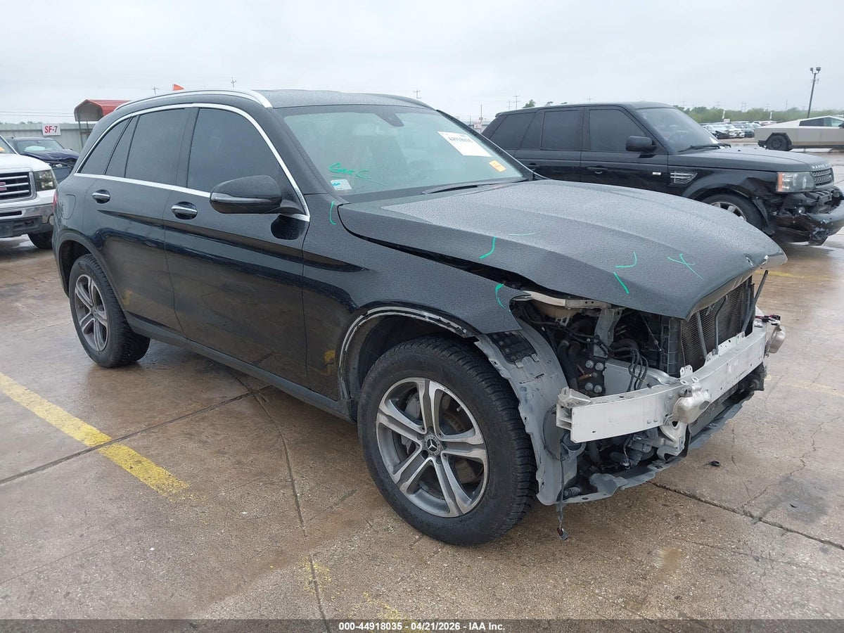 2019 MERCEDES-BENZ GLC 300