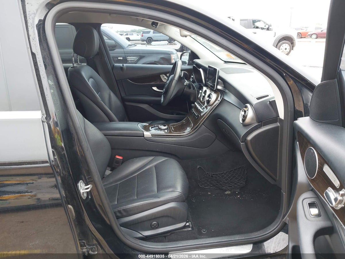 2019 MERCEDES-BENZ GLC 300 — снимка 5