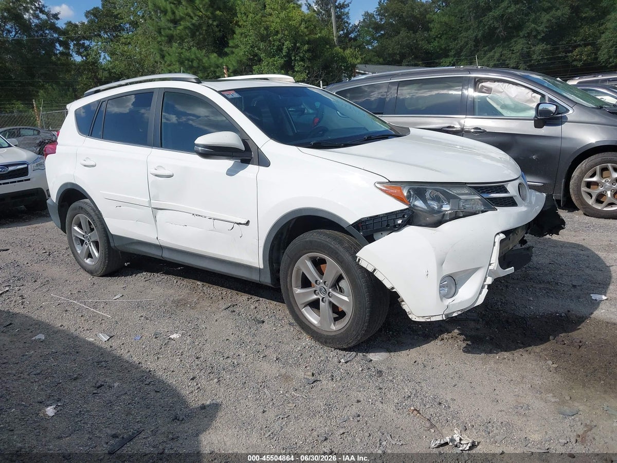 2015 TOYOTA RAV4 XLE