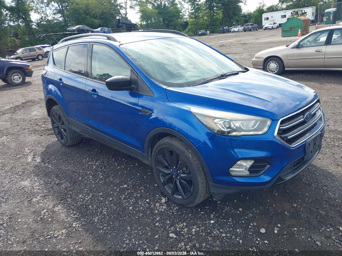 2017 FORD ESCAPE SE