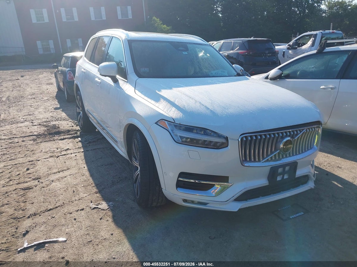 2025 VOLVO XC90 B6 PLUS 7-SEATER