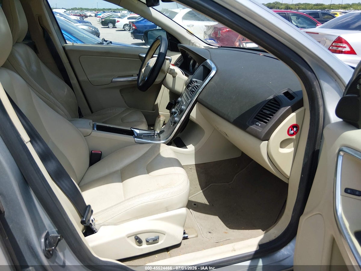 2012 VOLVO XC60 3.2/3.2 PLATINUM/3.2 PREMIER/3.2 PREMIER PLUS — снимка 5