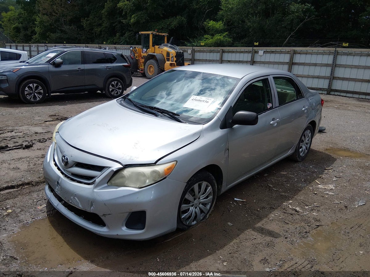2012 TOYOTA COROLLA LE — снимка 2