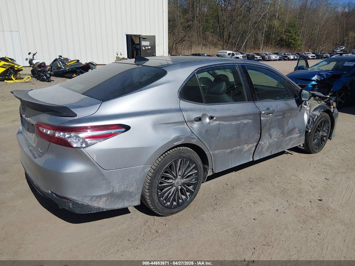 2020 TOYOTA CAMRY XLE — снимка 4