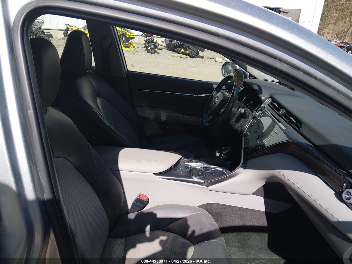 2020 TOYOTA CAMRY XLE — снимка 5