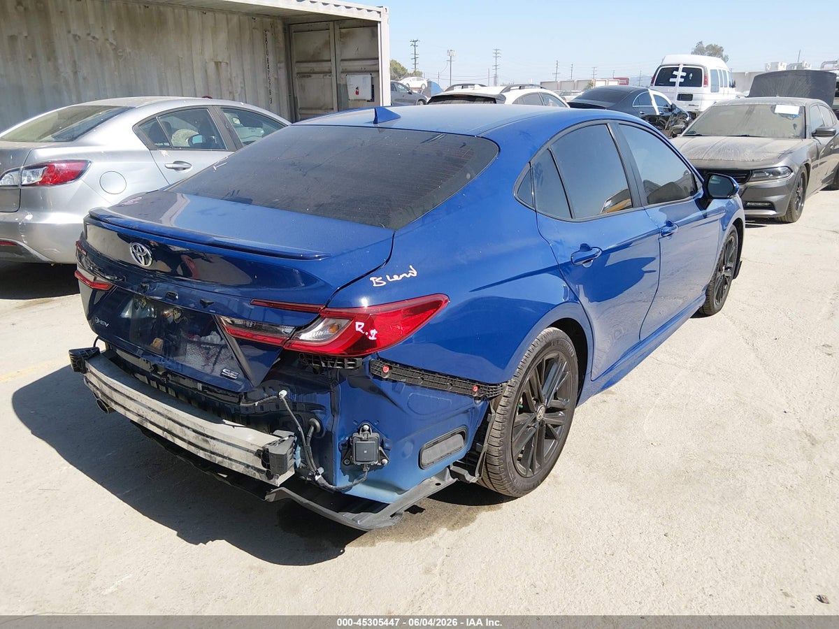 2025 TOYOTA CAMRY SE — снимка 4