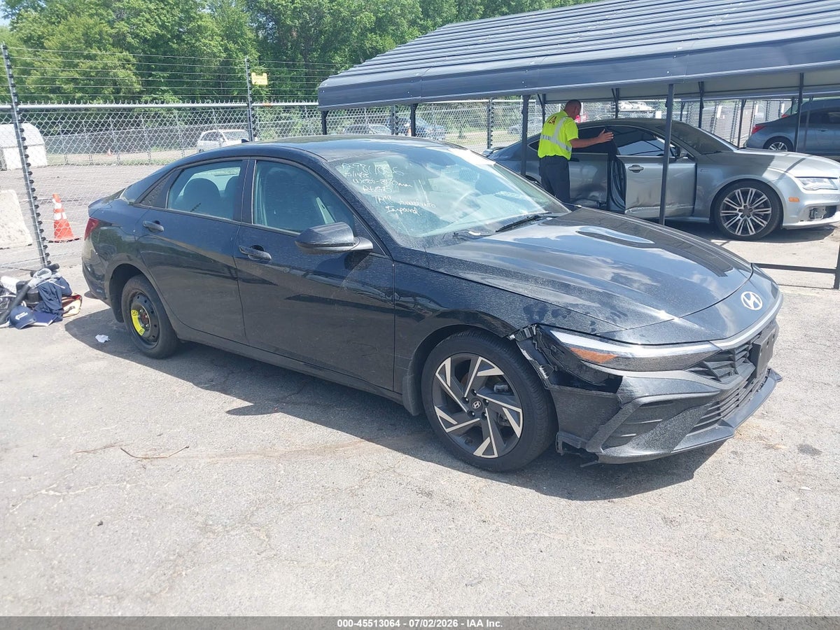 2025 HYUNDAI ELANTRA SEL SPORT