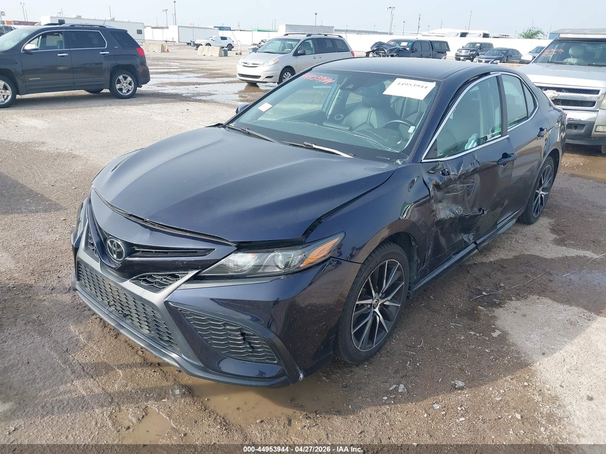 2021 TOYOTA CAMRY SE — снимка 2