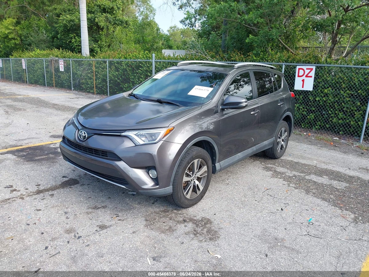 2016 TOYOTA RAV4 XLE — снимка 2