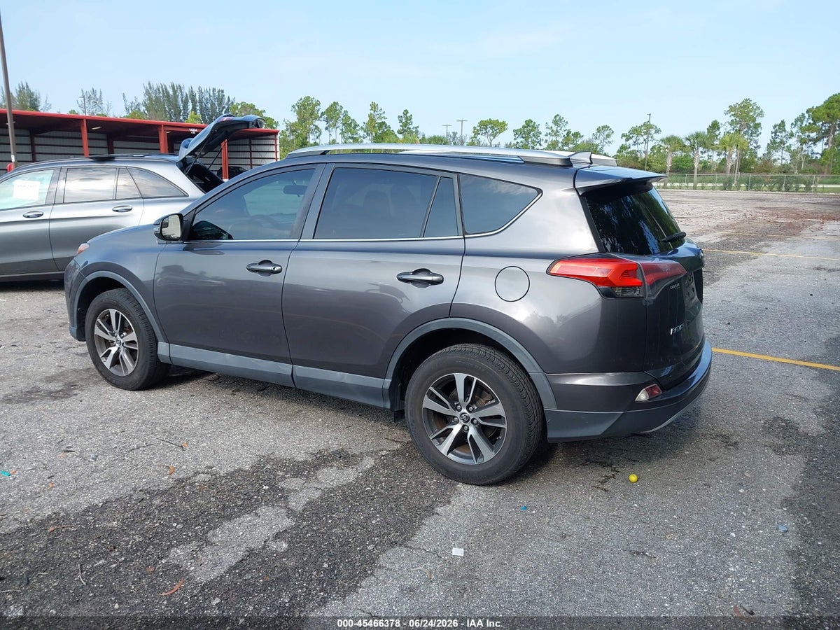 2016 TOYOTA RAV4 XLE — снимка 3