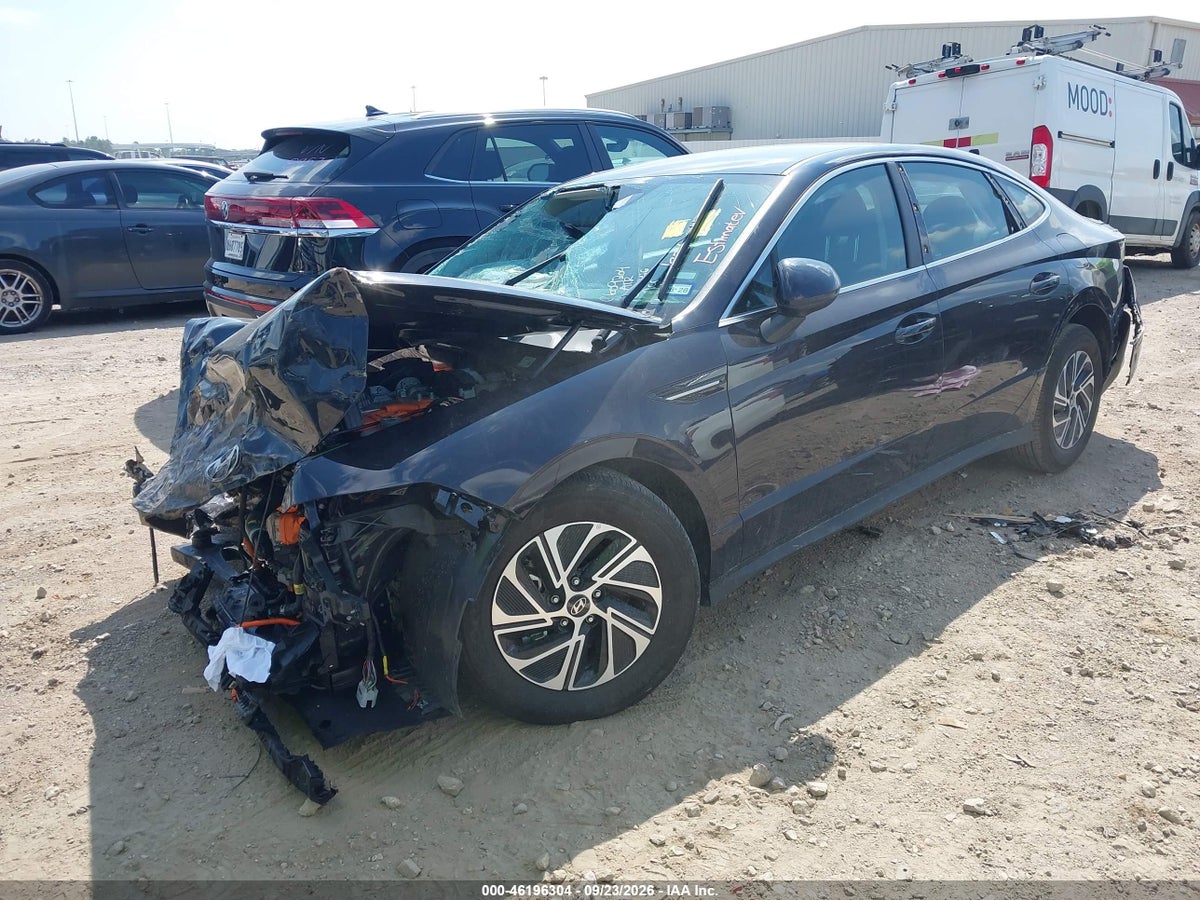 2026 HYUNDAI SONATA HYBRID BLUE — photo 2