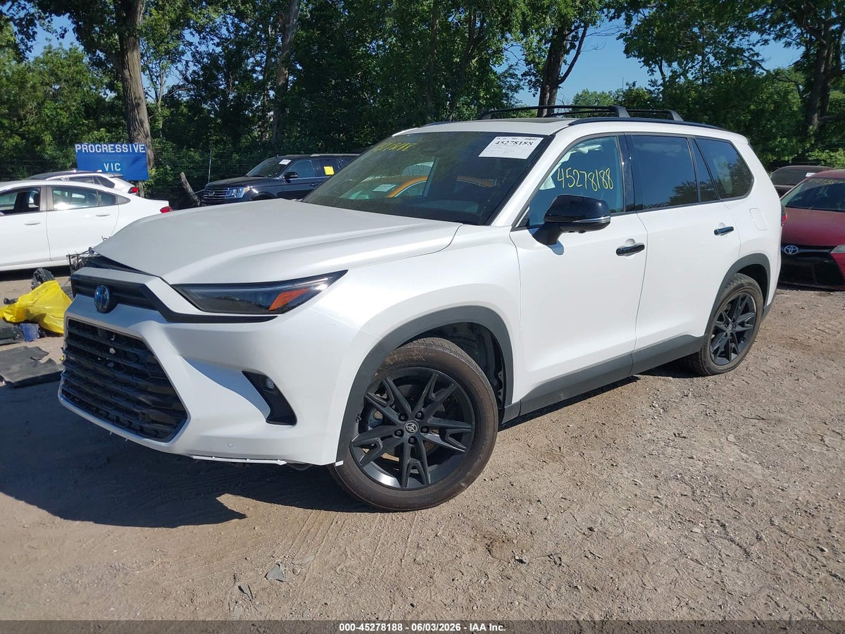 2025 TOYOTA GRAND HIGHLANDER HYBRID NIGHTSHADE EDITION — снимка 2