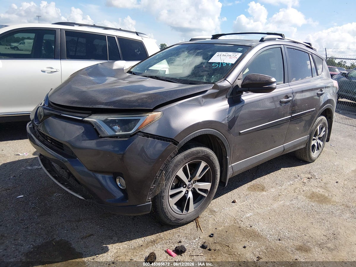 2018 TOYOTA RAV4 XLE — снимка 2
