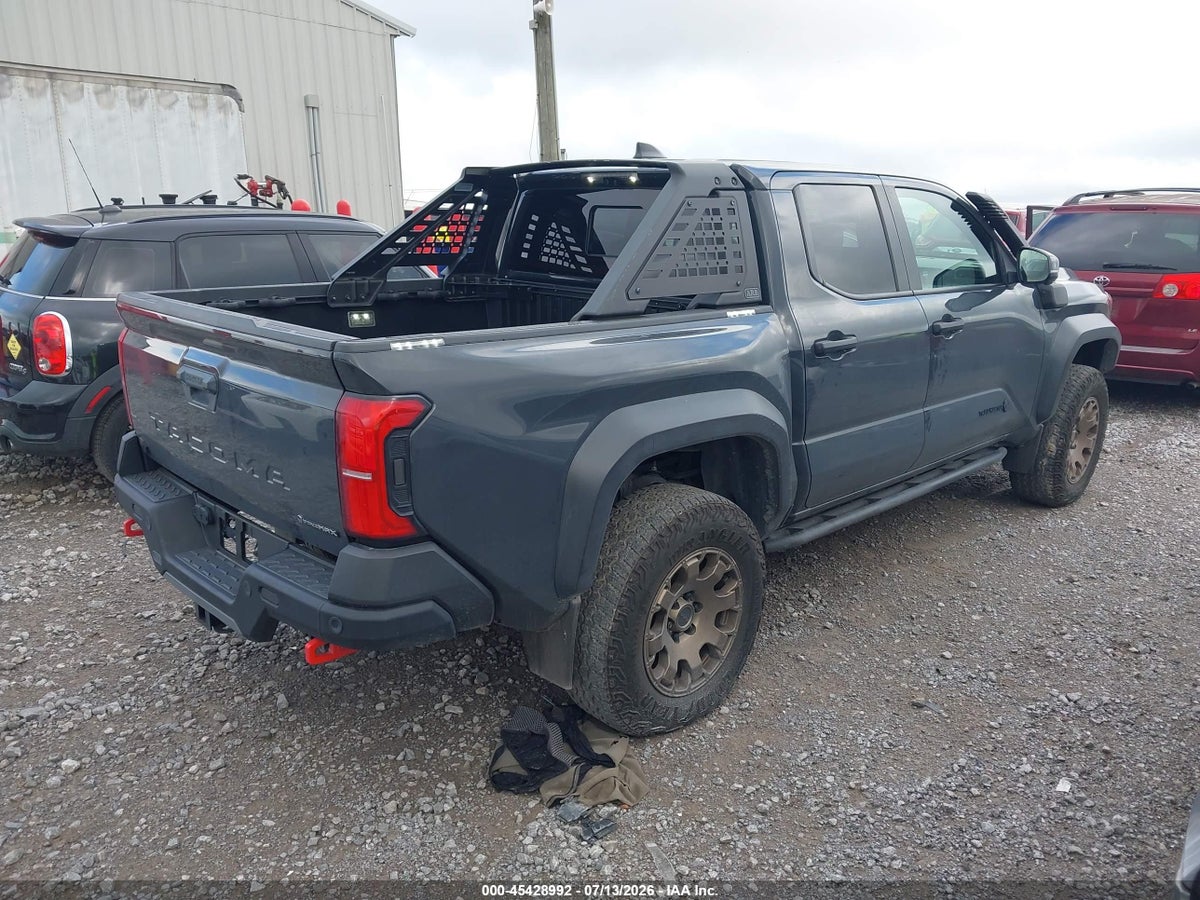 2024 TOYOTA TACOMA HYBRID TRAILHUNTER 4WD — снимка 4