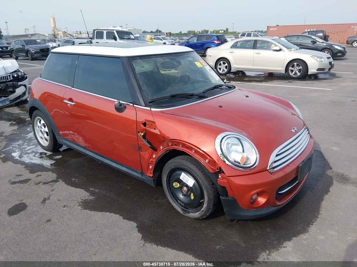 2013 MINI HARDTOP COOPER