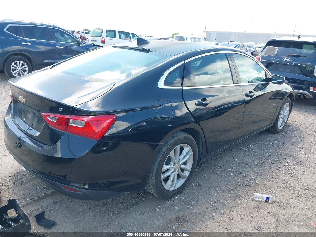 2017 CHEVROLET MALIBU 1LT — снимка 4
