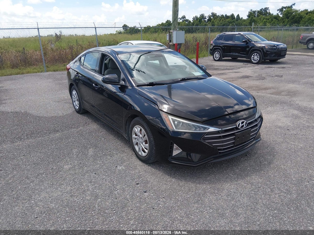 2019 HYUNDAI ELANTRA SE