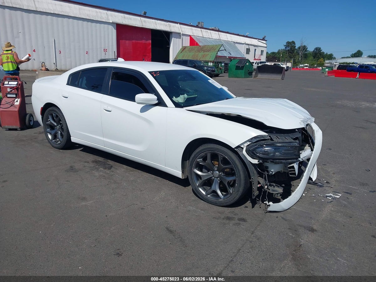 2015 DODGE CHARGER SXT