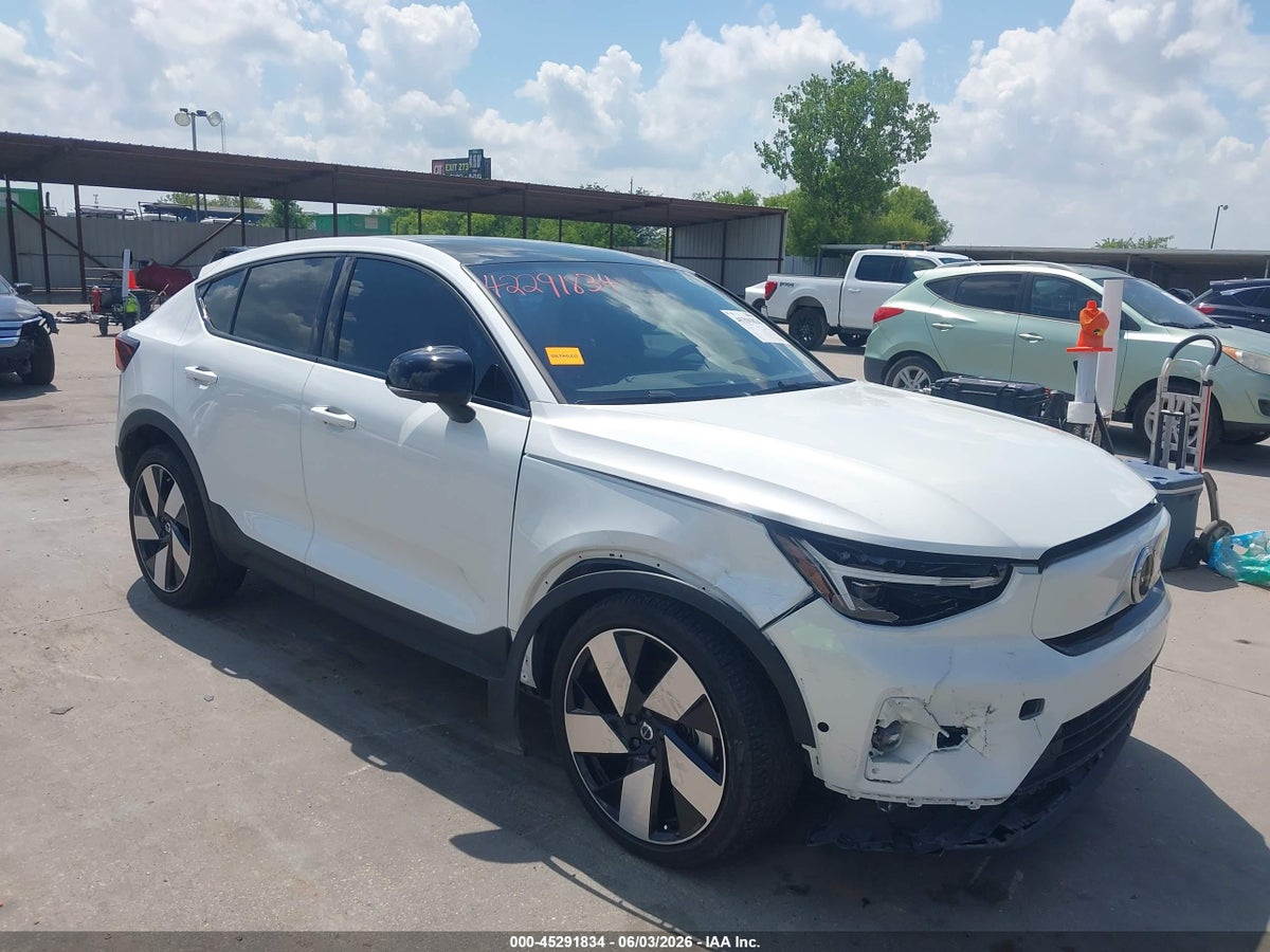 2024 VOLVO C40 RECHARGE PURE ELECTRIC TWIN ULTIMATE