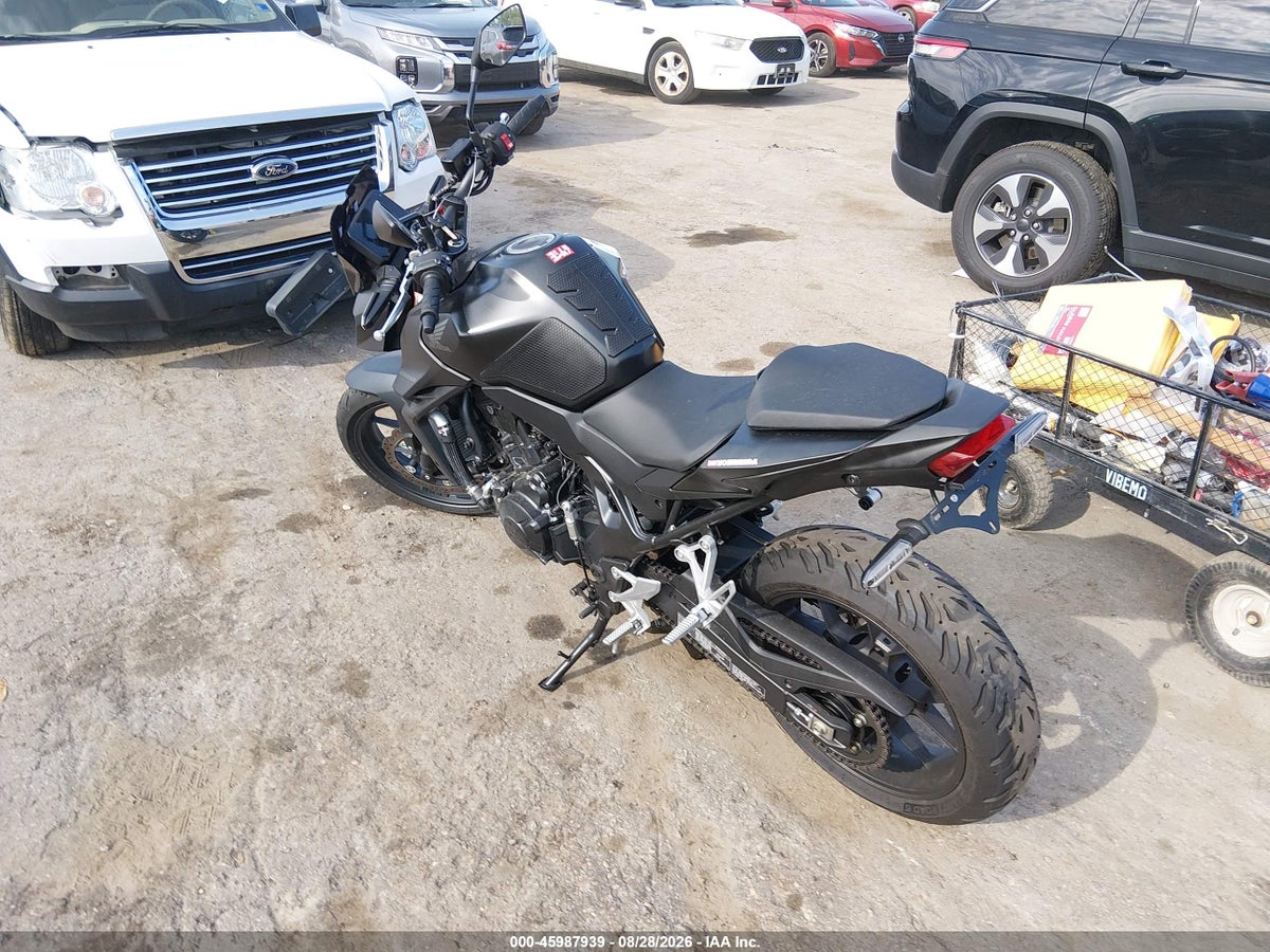 2025 HONDA CB750 A — снимка 3
