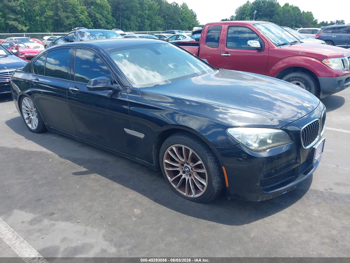 2015 BMW 740I