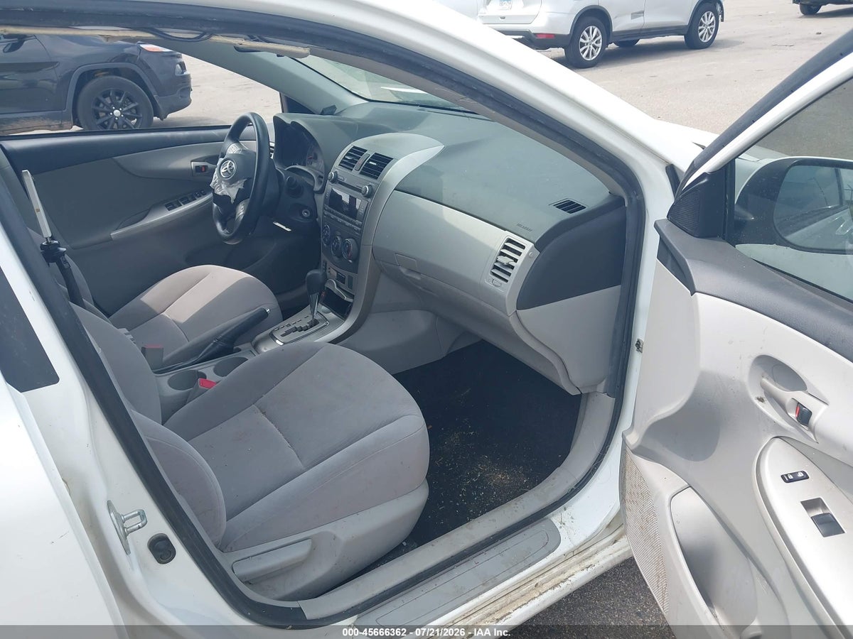 2011 TOYOTA COROLLA LE — снимка 5