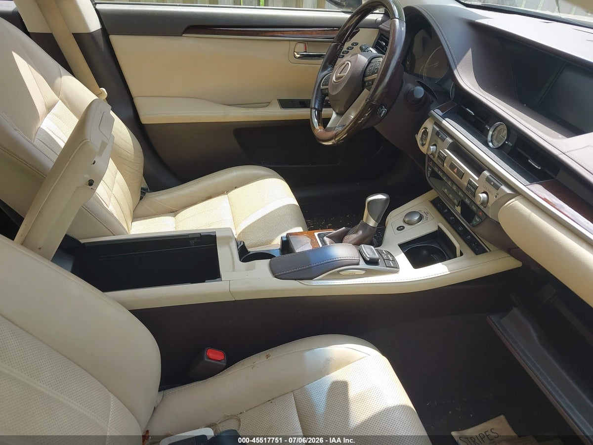 2016 LEXUS ES 350 — снимка 5