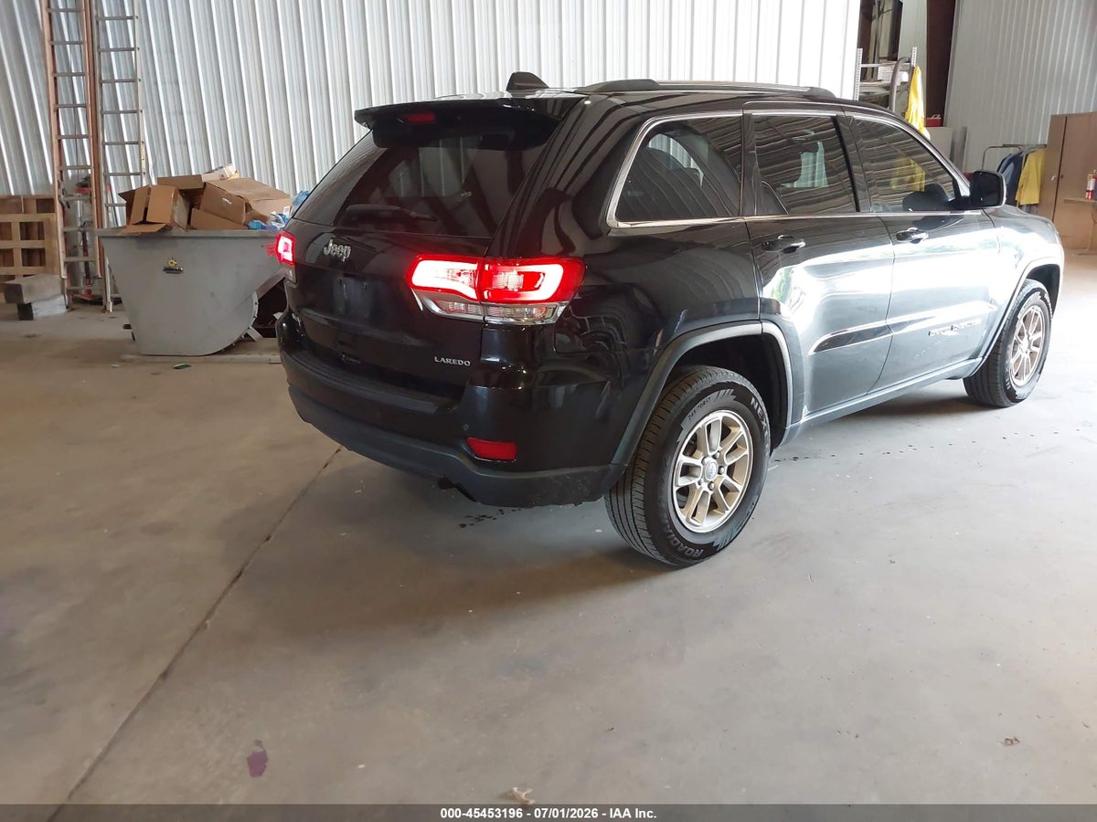 2019 JEEP GRAND CHEROKEE LAREDO E 4X4 — снимка 4