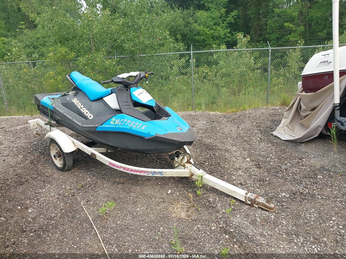 2016 SEADOO SPARK