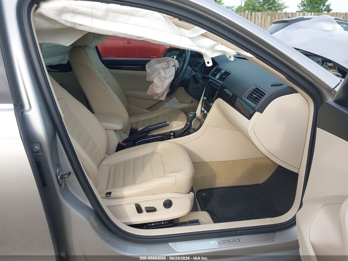2014 VOLKSWAGEN PASSAT 2.0L TDI SEL PREMIUM — снимка 5