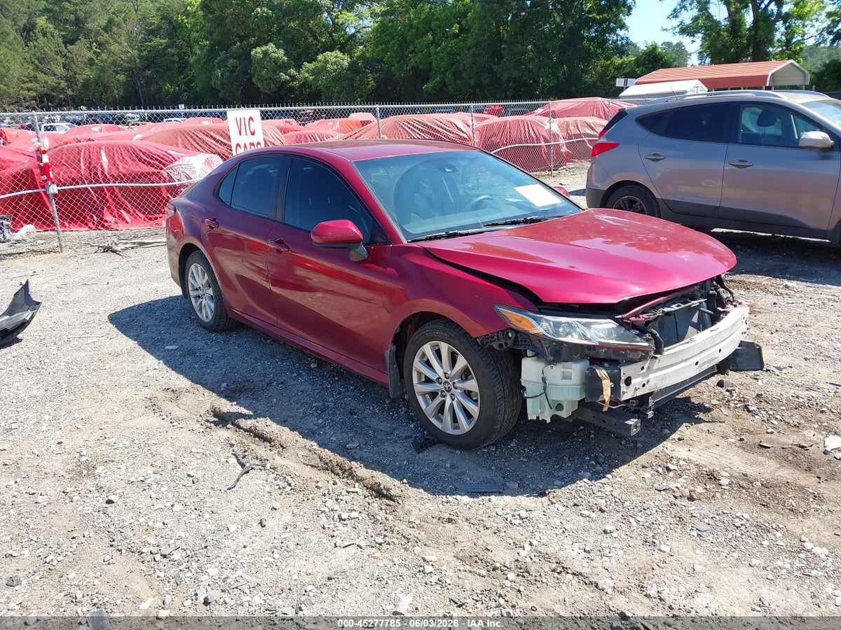 2018 TOYOTA CAMRY LE