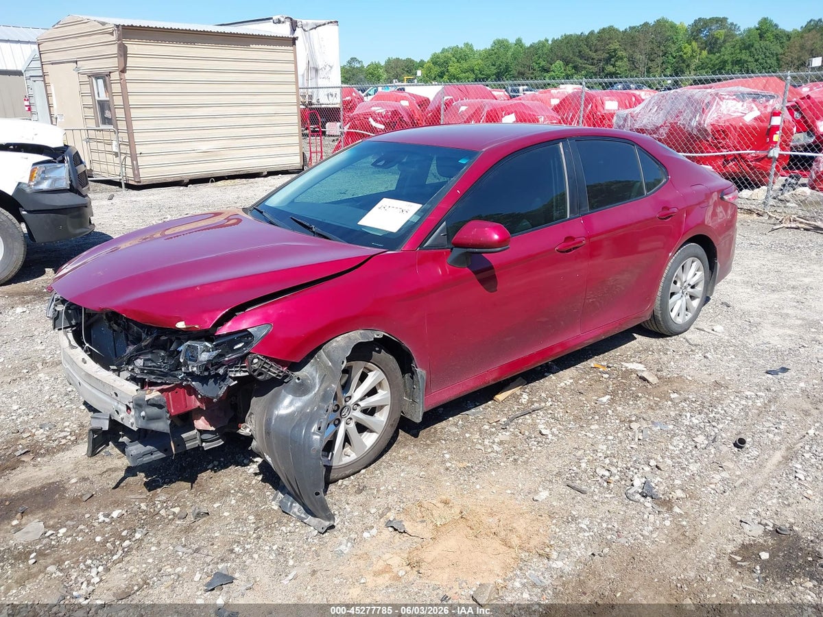 2018 TOYOTA CAMRY LE — снимка 2