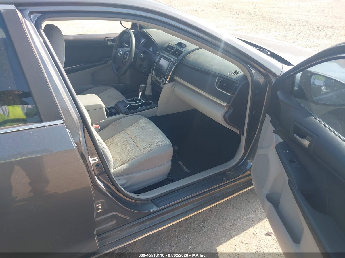 2012 TOYOTA CAMRY LE — снимка 5