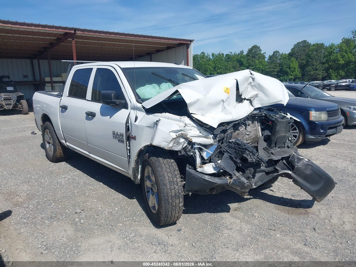 2022 RAM 1500 CLASSIC TRADESMAN 4X4 5'7 BOX