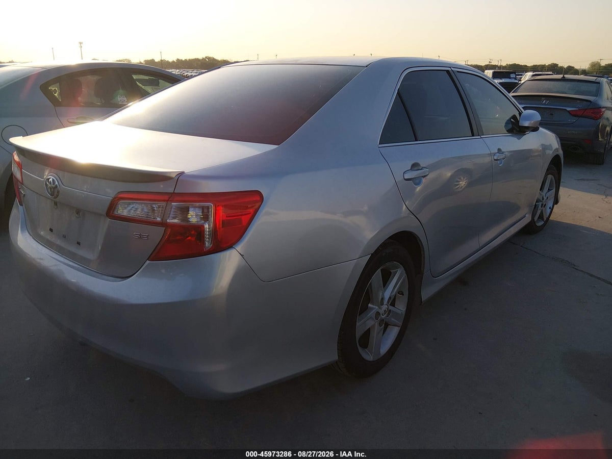 2012 TOYOTA CAMRY SE — снимка 4