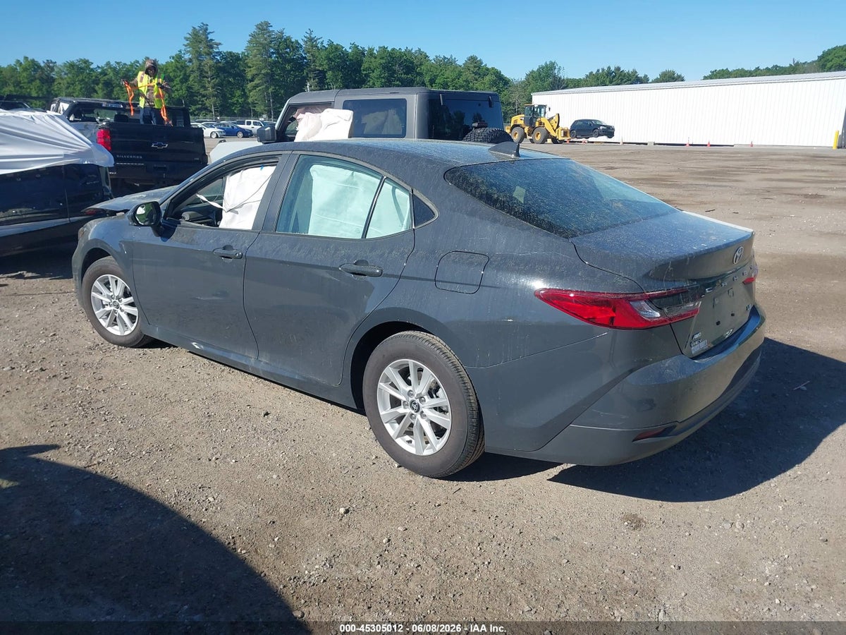 2026 TOYOTA CAMRY LE — снимка 3